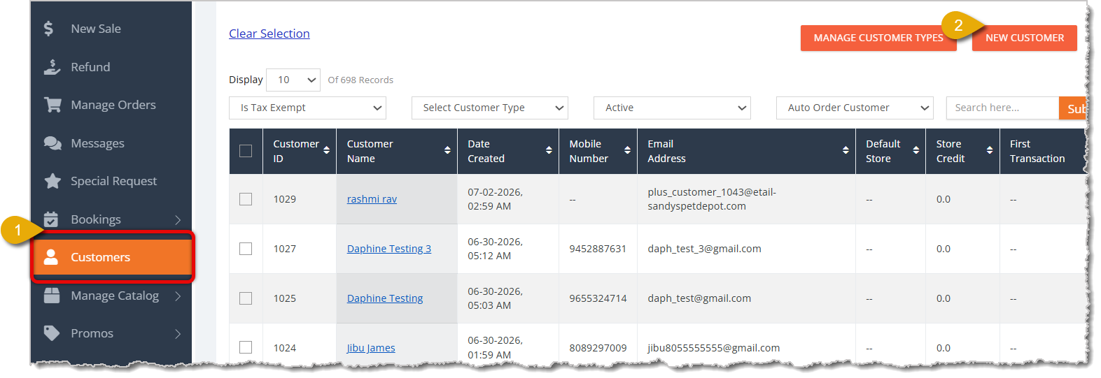 Image highlighting the Customers selection in the eTailPet main menu and the New Customer button.